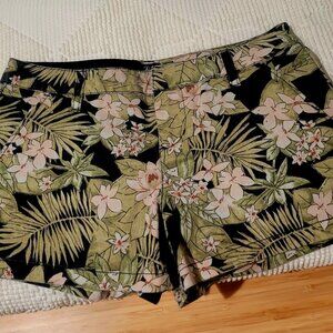 Women's Volcom Hawaiian Print Shorts